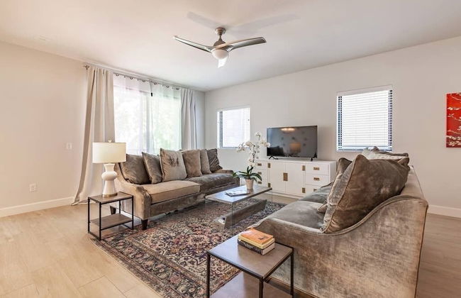 City Luxury Oasis! 3 Level Condo With 360 Roof! - Foto 7