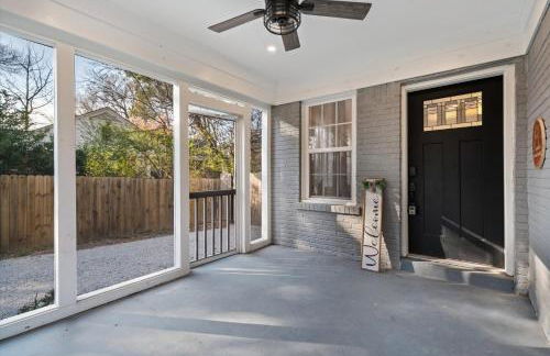 Hot Tub & Pool Table Mins to Beale Renovated - Foto 39