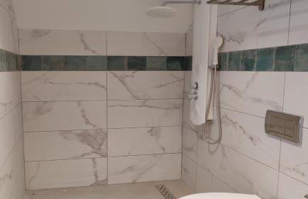 VillasRoyale León - heated pool and barrier free access - Photo 15