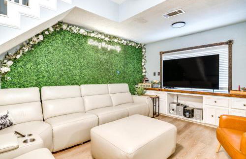 Aggie Game Day Retreat about 1 Mi to Texas A and M! - Photo 6