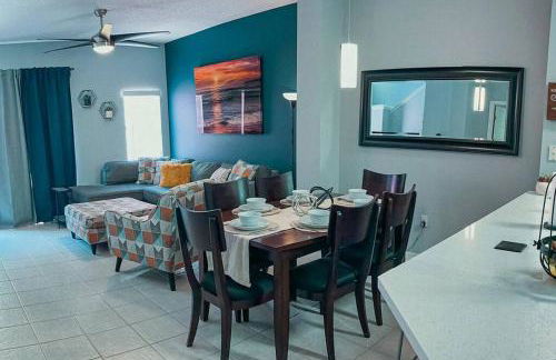 Roomy House Near Disney with Resort Pool and Patio BBQ - Foto 6