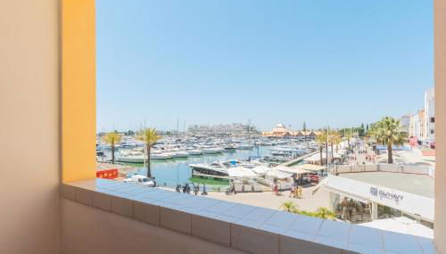 Marina Plaza - Apartments - Foto 1