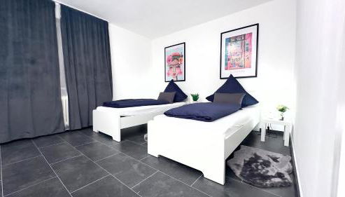 Kassel - Modernes Apartment in Fuldatal mit Parkplatz & WLAN - OneN8 - Photo 3