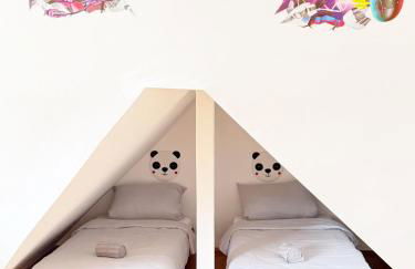 Luxuriöse Ferienvilla mit Garten, Gaming Zone & Netflix - Foto 28