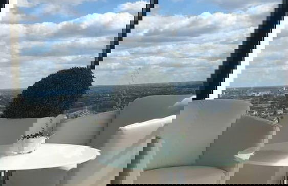 Charming 2-bed Apartment in London - Foto 23