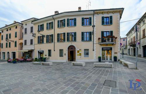 Apa Dom Downtown Family Apartment DesenzanoLoft Official Partner Homes & Villas by Marriott Bonvoy - Foto 25