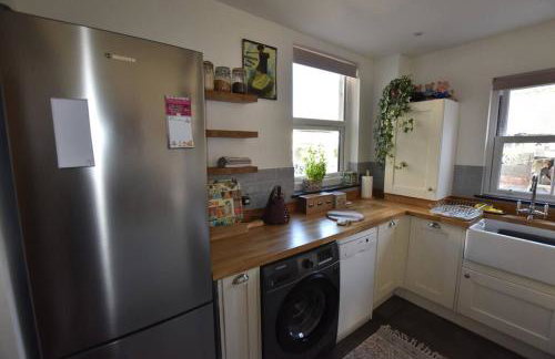 Perfect for Snowdon. Groups, families+dogs welcome - Photo 8