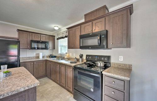 Cassopolis Cabin with Lake and Fishing Access! - Foto 7