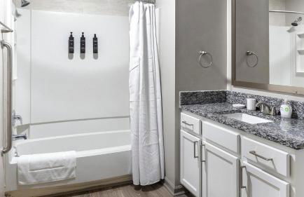 Landing Beautiful 2BD Tennis Court Clubhouse - Foto 40