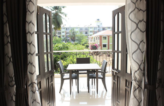 OYO 9364 Home Modern 2 BHK Pool View Candolim - Photo 12