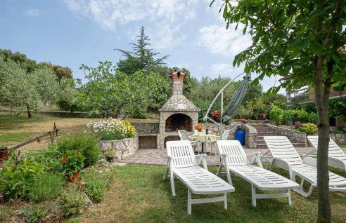 Stunning Apartment In Koromacno - Foto 12