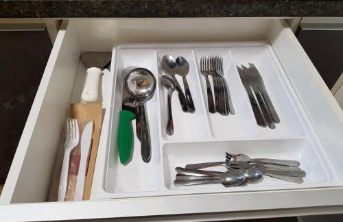 Flat Novo1 - Cama Queen, Ar, Estac e Internet - Foto 23