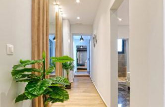 Elegant Roof Deck House with Jacuzzi - Foto 27