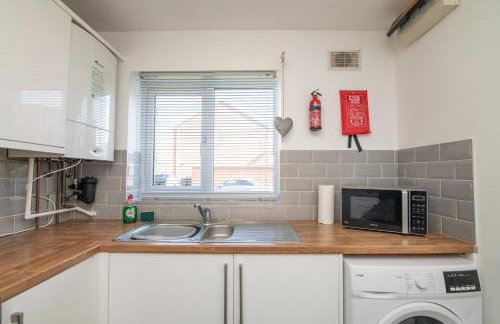 Modern Two Bedroom House with Parking - Foto 18