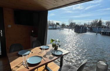 Ruheoase am Wasser, Sauna-Hausboot in Naturidylle - Photo 1