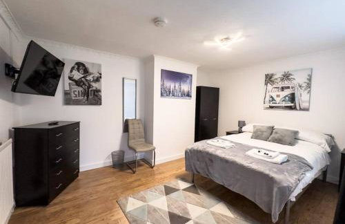 Immaculate 5 Bedroom House - Foto 32