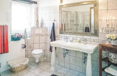 Awesome Home In Ardentes - Foto 23