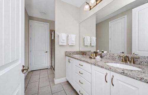 Gleaming Home With Private Pool, Theater Room And Water Park Access Near Disney At Encore Resorts Reunion - 209Sf - Foto 22