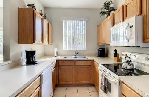 Charming & Cozy Getaway! Lazy River! - Foto 9