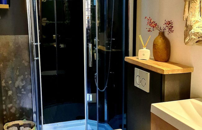 Atelier House With hot tub - Photo 11