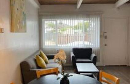 New 2BR Home w Parking Laundry in 580-80 - Foto 23