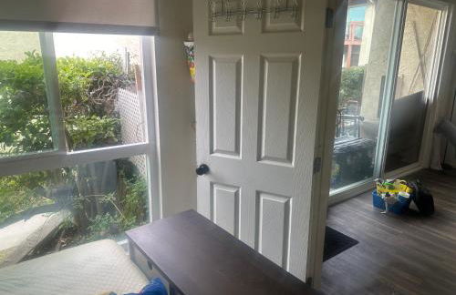 Disneyland Days, Surf City Waves, Newport Nights - Foto 12