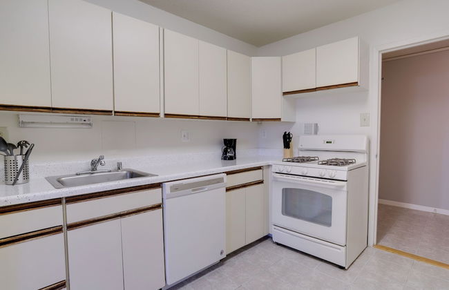 Restful Stay in DC Apartments - Photo 48