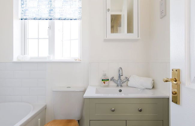 Newly Refurbished Seaside Escape - 5 Mins to Beach - Foto 4