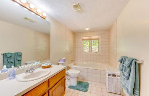 Charming Jackson Mountain Retreat on Golf Course! - Foto 19