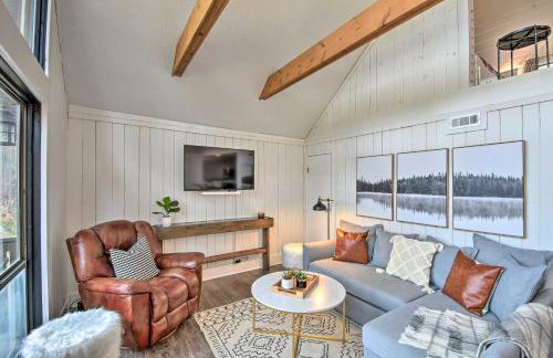 Designer Retreat with Pool, Golf and Beach Access! - Foto 9