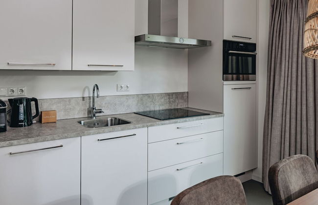 Modern Lodge Near Beach - Photo 5