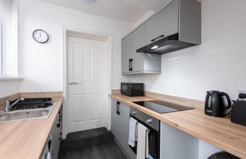 DiscountsContractorsWIFIFree ParkingSmart TV - Foto 5