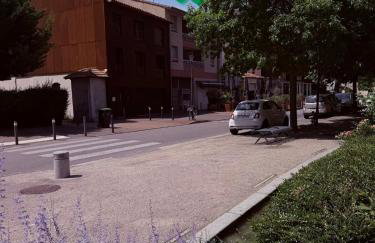 Meublé classé Carmes , entrée autonome, wifi, climatisé, petit parking privé - Foto 12