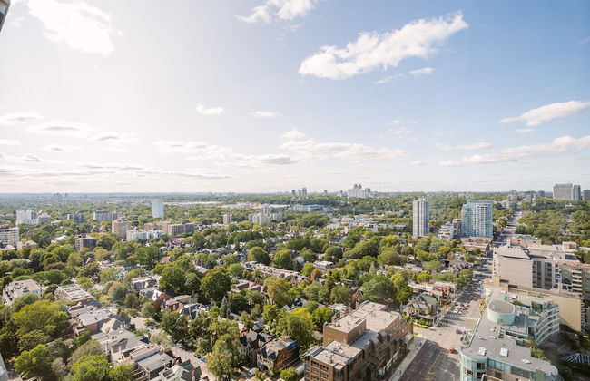 QuickStay - Chic in Yorkville (Yonge & Bloor) - Photo 49