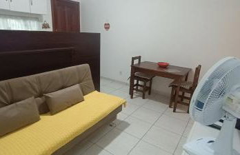 Apto 1 Quarto com Varanda e Estacionamento perto da praia - Foto 16