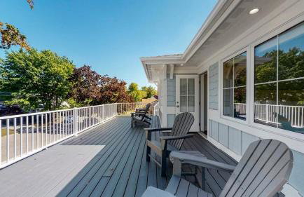 Lux Beach Home Lake Views Firepit - Foto 6