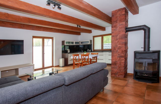 3 bedroom House in Žabovřesky with garden and terrace - Photo 2