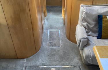 Entire Boat at St Katherine Docks 2 Available select using room options - Photo 13