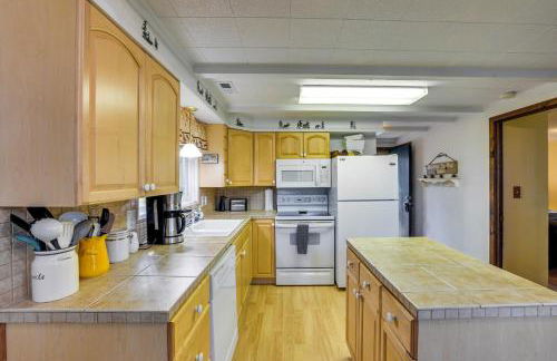 Hillside Hideaway Warm and Cozy Terrace Lakes Cabin - Foto 8