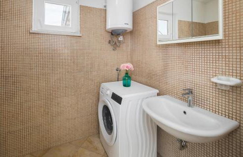 Nice Home In Buzet With Sauna - Photo 44