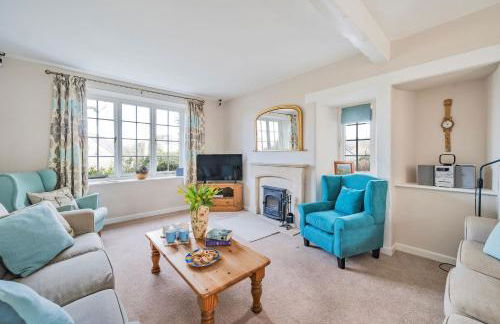 East Cottage - Photo 2