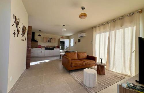 La cahuete Maison neuve, borne électrique, terrain de boules, jardin clos privé - Foto 1