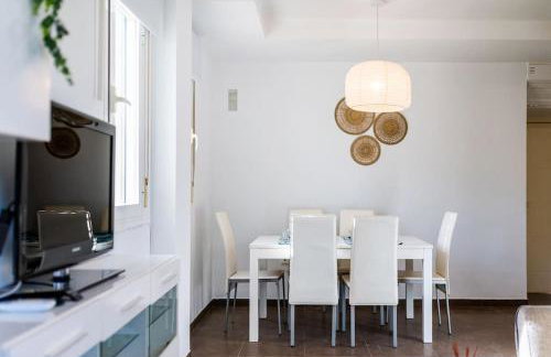 Precioso piso Torrenueva con Piscina y cerca Playa - Foto 9