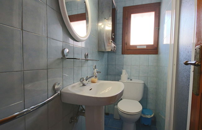 Low Price 4 Bedroom Villa With Nice View Over The Sea, Private Pool, Wifi, BBQ - Foto 21