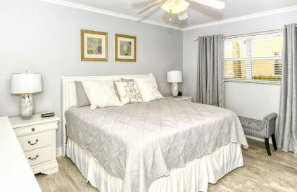 LaPlaya 104A Gulf front Walk right from your lanai onto the private beach - Foto 7