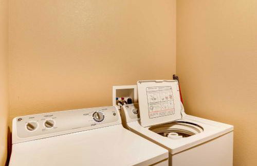 Centrally-Located Deadwood Apt with Mountain Views! - Foto 21