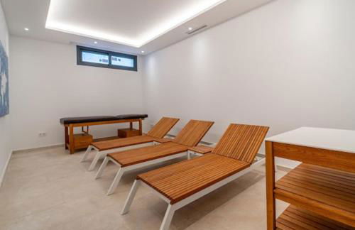 Brand New 7B Villa Zelda Beachside New Golden Mile - Photo 14