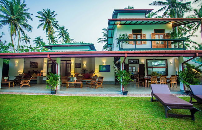South Point Surf House - Whole Villa 5 Bedrooms (Sleeps 14) - Foto 1