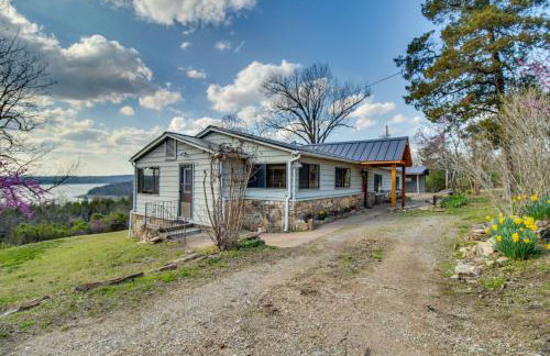 Henderson Cabin with Deck and Scenic Lake Views! - Foto 32