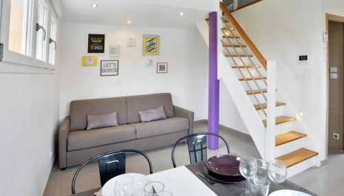 Ebène studio Centre ville Climatisation Terrasse Disneyland 4 personnes et 1 bébé - Foto 2